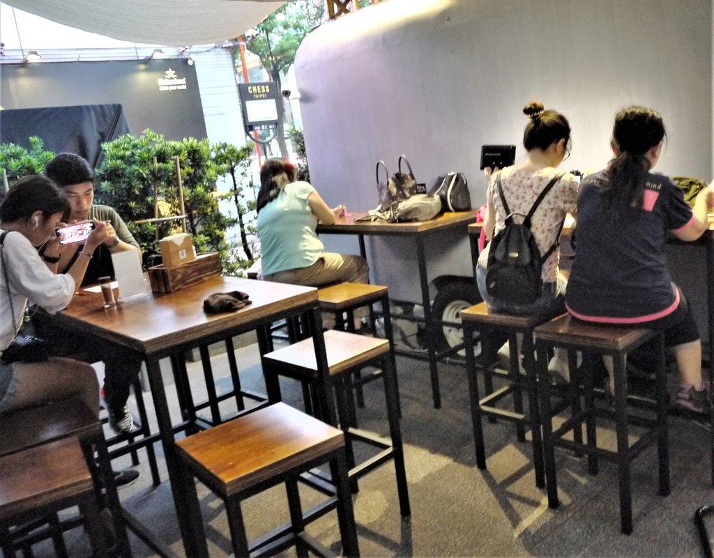 【食記】 日式街邊小攤車 澠公製麵 炸蝦炒麵 / 酥炸魚排 / 節瓜鮮炸. 信義區拉麵 - 第4張圖 【食記】 日式街邊小攤車 澠公製麵 炸蝦炒麵 / 酥炸魚排 / 節瓜鮮炸. 信義區拉麵