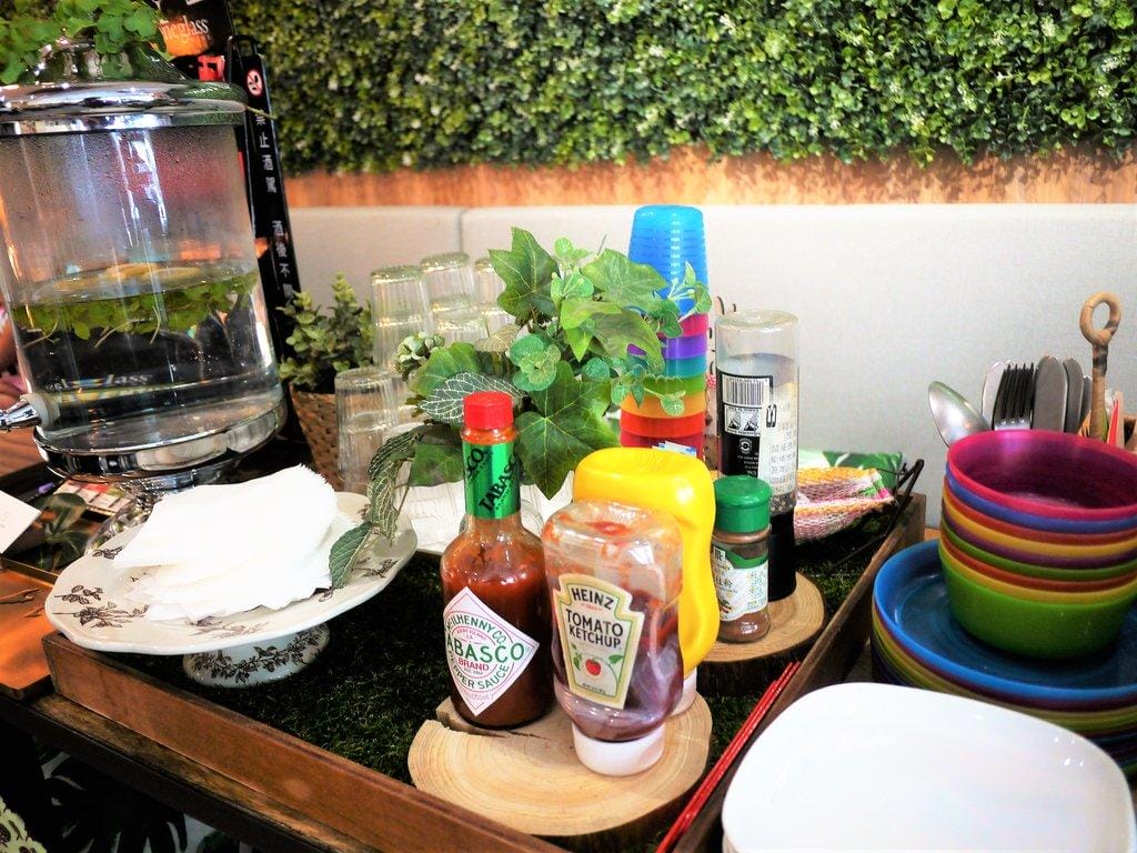 信義安和站【璐露野生活 LULUYELIFE CAFÉ】華麗的野餐餐廳、台北外燴佈置,高CP值美食 / 輕食下午茶/不被風吹日曬的野餐日! - 第10張圖 信義安和站【璐露野生活 LULUYELIFE CAFÉ】華麗的野餐餐廳、台北外燴佈置,高CP值美食 / 輕食下午茶/不被風吹日曬的野餐日!
