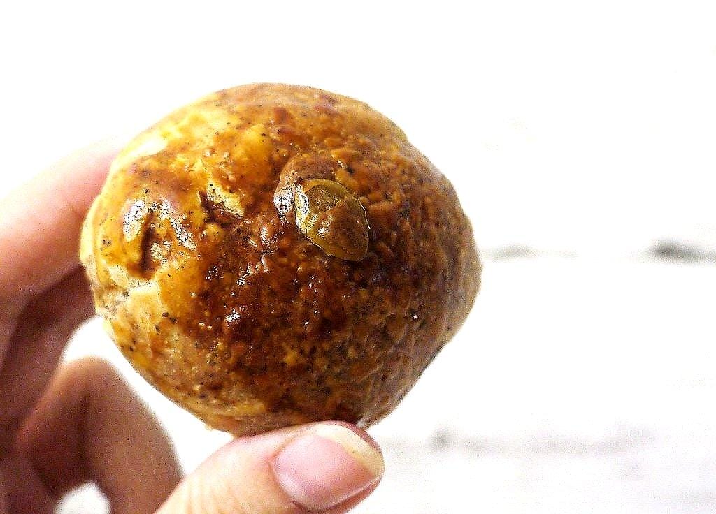 《樂米工坊》黑米米蛋黃酥 酥脆不油膩.營養又美味~ 中秋伴手禮 / 網購美食 - 第12張圖 《樂米工坊》黑米米蛋黃酥 酥脆不油膩.營養又美味~ 中秋伴手禮 / 網購美食
