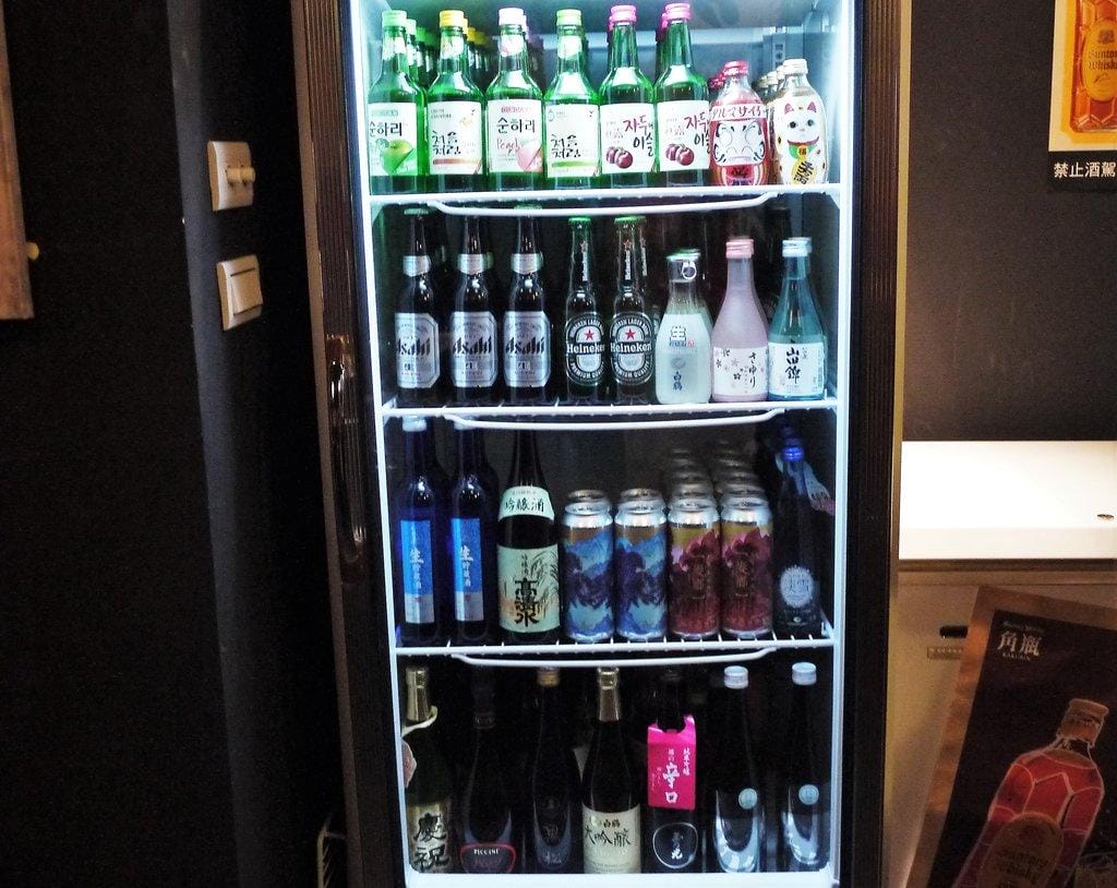 【東區居酒屋】悄悄杯居酒屋 日式裝潢享受溫暖酒食 / 串燒.調酒.燒烤 / 深夜食堂 宵夜(忠孝復興站 / 市民大道) - 第11張圖 【東區居酒屋】悄悄杯居酒屋 日式裝潢享受溫暖酒食 / 串燒.調酒.燒烤 / 深夜食堂 宵夜(忠孝復興站 / 市民大道)