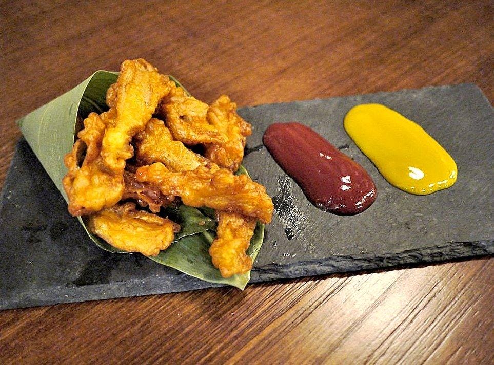 【東區居酒屋】悄悄杯居酒屋 日式裝潢享受溫暖酒食 / 串燒.調酒.燒烤 / 深夜食堂 宵夜(忠孝復興站 / 市民大道) - 第16張圖 【東區居酒屋】悄悄杯居酒屋 日式裝潢享受溫暖酒食 / 串燒.調酒.燒烤 / 深夜食堂 宵夜(忠孝復興站 / 市民大道)