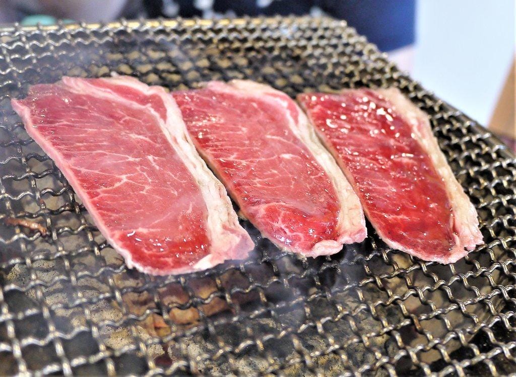 【食記】胖肚肚燒肉吃到飽 慶生聚餐的好地方!近捷運南京三民站 / 京華城旁