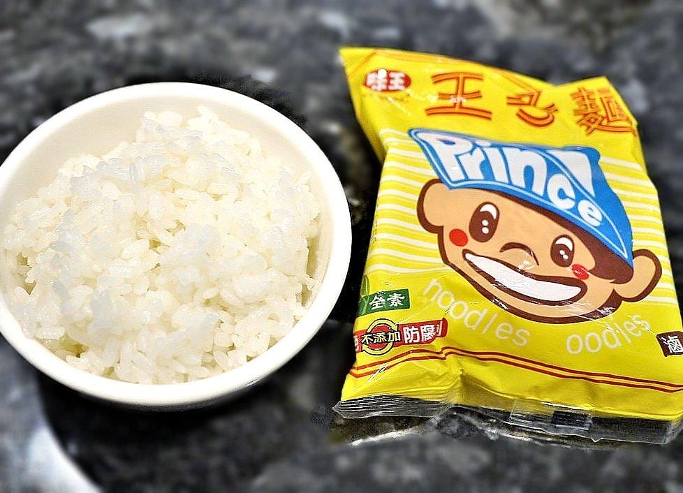 【永春站火鍋推薦】小鮮肉涮涮屋 頂級肉品 / 海鮮 . 超狂超澎湃 “蝦”爆了雙人海鮮套餐 - 第11張圖 【永春站火鍋推薦】小鮮肉涮涮屋 頂級肉品 / 海鮮 . 超狂超澎湃 “蝦”爆了雙人海鮮套餐