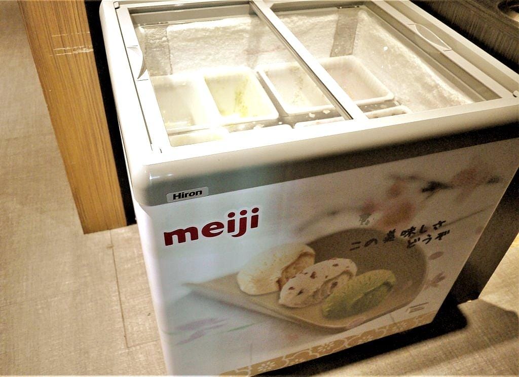 【永春站火鍋推薦】小鮮肉涮涮屋 頂級肉品 / 海鮮 . 超狂超澎湃 “蝦”爆了雙人海鮮套餐 - 第8張圖 【永春站火鍋推薦】小鮮肉涮涮屋 頂級肉品 / 海鮮 . 超狂超澎湃 “蝦”爆了雙人海鮮套餐