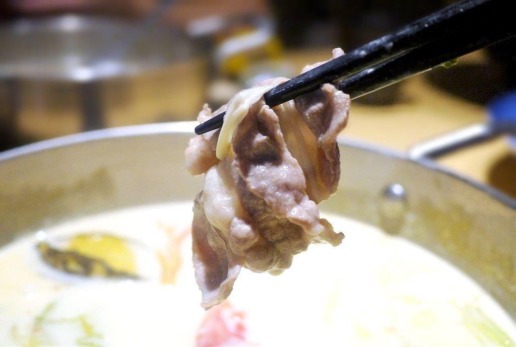 【板橋火鍋】鬼椒一番鍋 超滿足的雙人龍蝦海陸套餐 起司牛奶鍋~ 附菜單MENU - 第28張圖 【板橋火鍋】鬼椒一番鍋 超滿足的雙人龍蝦海陸套餐 起司牛奶鍋~ 附菜單MENU