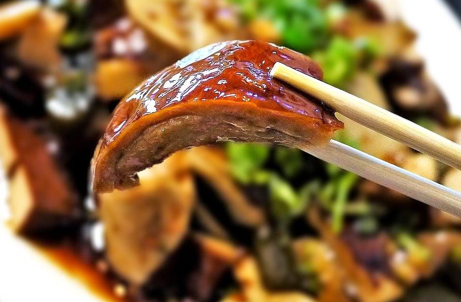 【新北三峽食記】來來滷味 多種中藥材及蔬果熬的滷汁 營養兼具美味的蔬食滷味 (二樓附設庭園座位/手沖咖啡/現榨果汁) - 第31張圖 【新北三峽食記】來來滷味 多種中藥材及蔬果熬的滷汁 營養兼具美味的蔬食滷味 (二樓附設庭園座位/手沖咖啡/現榨果汁)
