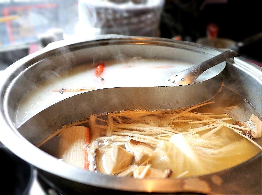 【台北美食】西門町燒肉吃到飽 <瓦崎燒烤火鍋(西門店)>.天使紅蝦 / 頂級Prime無骨牛小排 / 生蠔 無限吃到飽.台灣生啤 無限暢飲 - 第26張圖 【台北美食】西門町燒肉吃到飽 <瓦崎燒烤火鍋(西門店)>.天使紅蝦 / 頂級Prime無骨牛小排 / 生蠔 無限吃到飽.台灣生啤 無限暢飲
