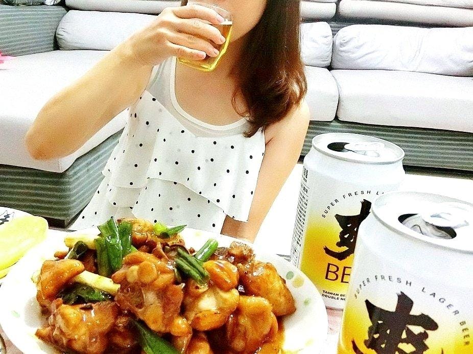 【試飲】2018最新強打-台灣啤酒.爽啤~3.5%低酒精濃度.適合女生飲用 - 第2張圖 【試飲】2018最新強打-台灣啤酒.爽啤~3.5%低酒精濃度.適合女生飲用