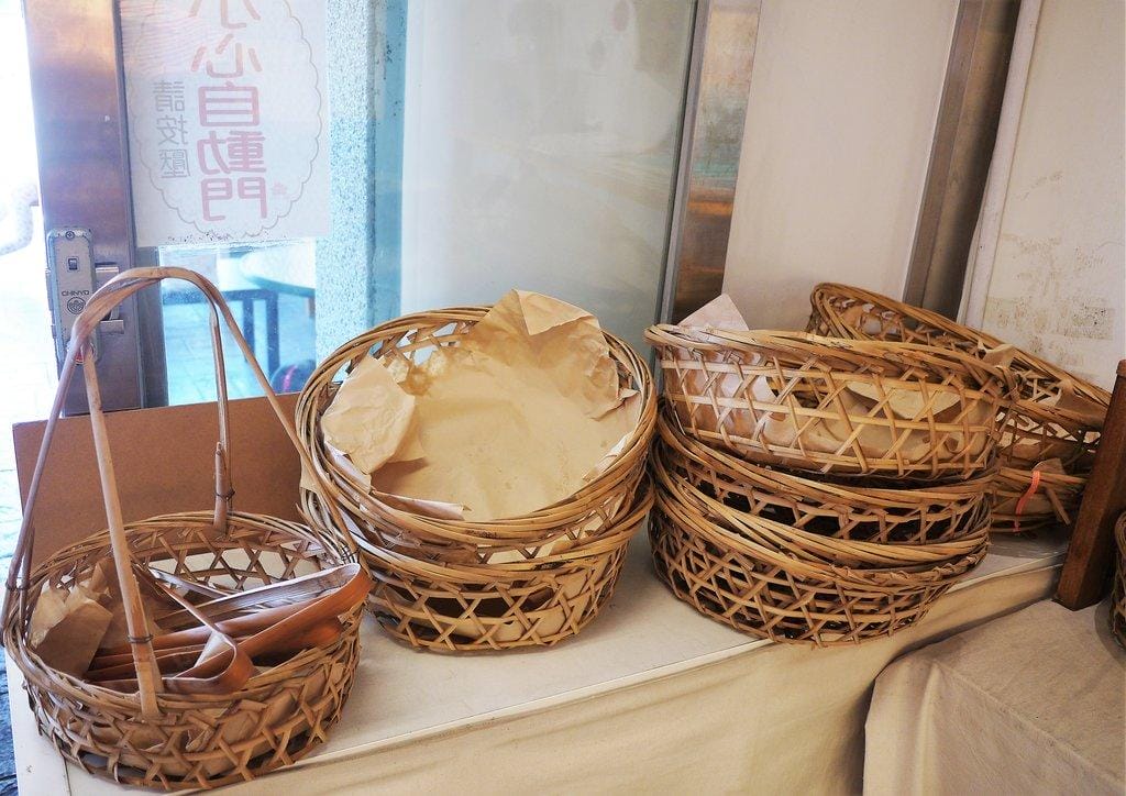 ｜苗栗苑裡｜古厝住宿旅行，東里家風百年古厝.體驗古裝劇 朵妮小手烘培.日治古早味宿舍~ 藺人期待好苑景