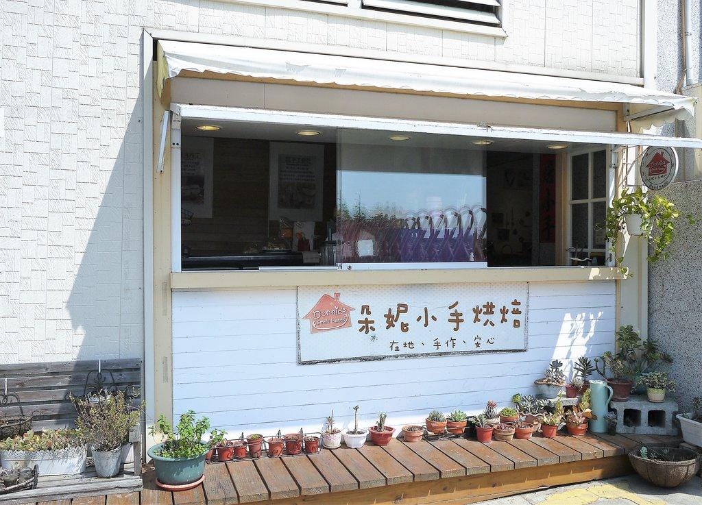 ｜苗栗苑裡｜古厝住宿旅行，東里家風百年古厝.體驗古裝劇 朵妮小手烘培.日治古早味宿舍~ 藺人期待好苑景