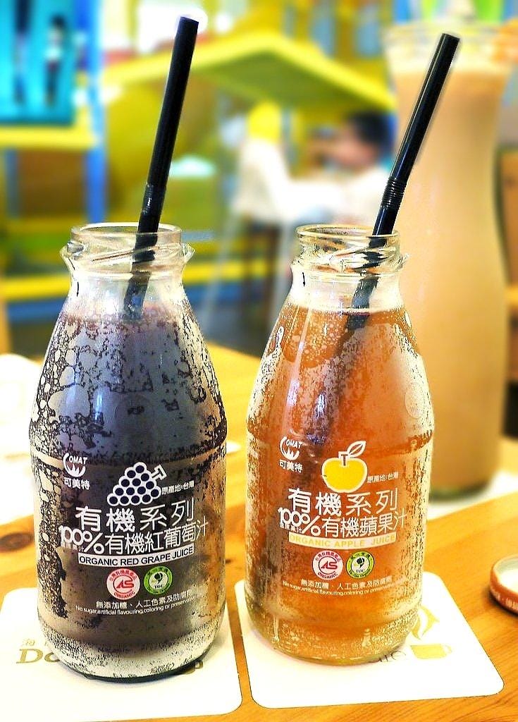 | 三芝 | 海豚咖啡 親子友善餐廳 大沙坑 / 溜滑梯 / 空中透明隧道 . 孩子盡情放電玩耍(文末影音) - 第44張圖 | 三芝 | 海豚咖啡 親子友善餐廳 大沙坑 / 溜滑梯 / 空中透明隧道 . 孩子盡情放電玩耍(文末影音)