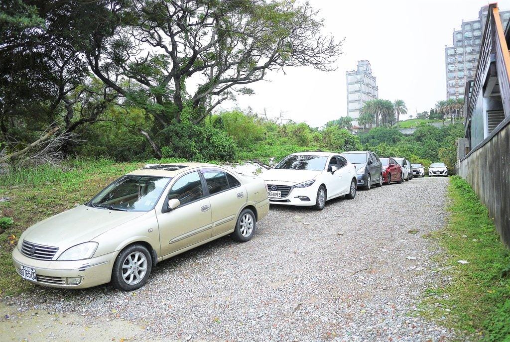 | 三芝 | 海豚咖啡 親子友善餐廳 大沙坑 / 溜滑梯 / 空中透明隧道 . 孩子盡情放電玩耍(文末影音) - 第4張圖 | 三芝 | 海豚咖啡 親子友善餐廳 大沙坑 / 溜滑梯 / 空中透明隧道 . 孩子盡情放電玩耍(文末影音)