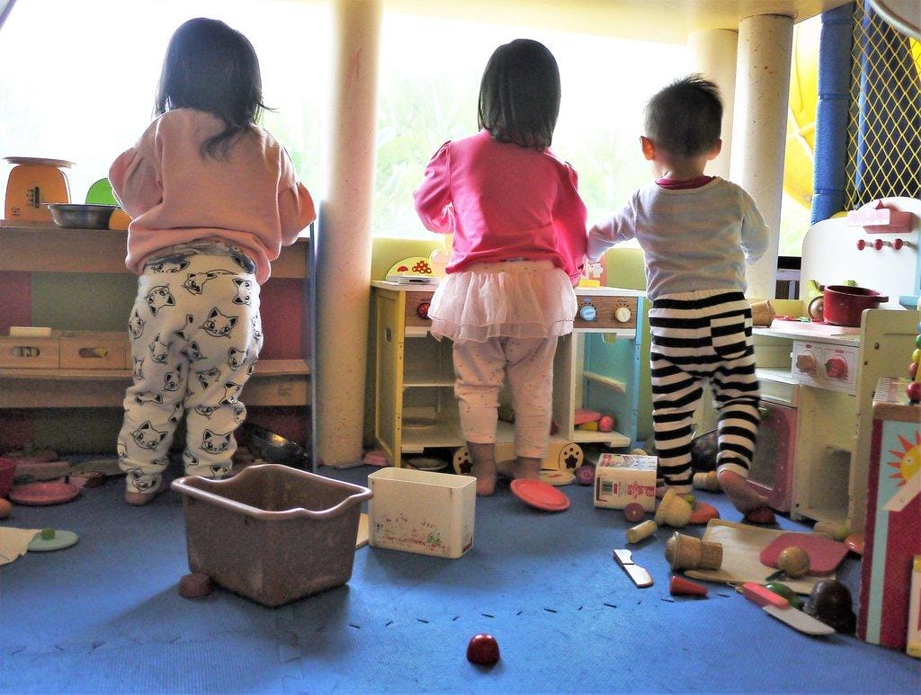 | 三芝 | 海豚咖啡 親子友善餐廳 大沙坑 / 溜滑梯 / 空中透明隧道 . 孩子盡情放電玩耍(文末影音) - 第36張圖 | 三芝 | 海豚咖啡 親子友善餐廳 大沙坑 / 溜滑梯 / 空中透明隧道 . 孩子盡情放電玩耍(文末影音)