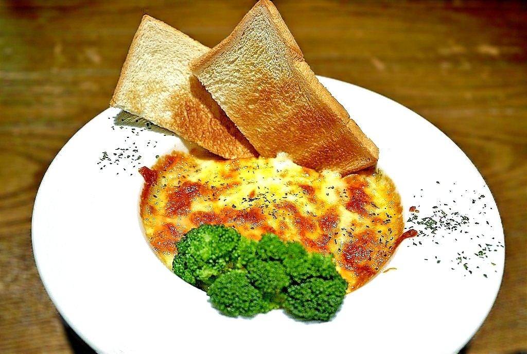 ‖板橋早午餐‖ 夏一棧brunch café 健康營養 #商業特餐.#巨無霸雙層牛肉起司堡 #吃飽又吃巧 #不收服務費!2018歡樂耶誕城 - 第33張圖 ‖板橋早午餐‖ 夏一棧brunch café 健康營養 #商業特餐.#巨無霸雙層牛肉起司堡 #吃飽又吃巧 #不收服務費!2018歡樂耶誕城