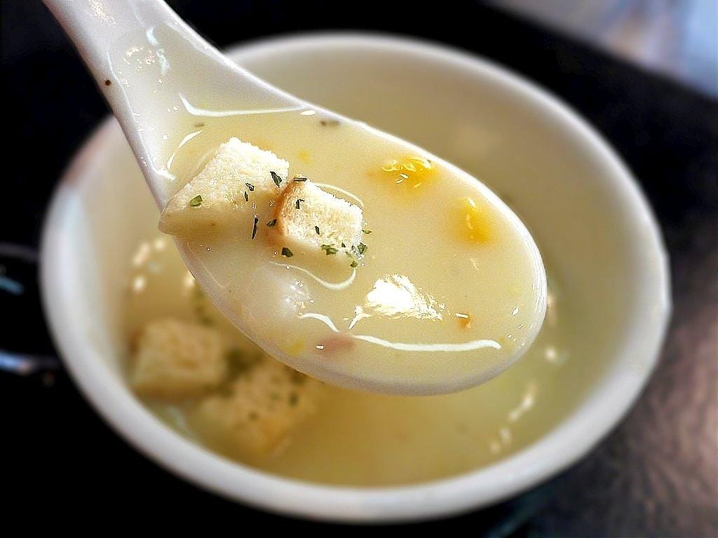 ‖板橋早午餐‖ 夏一棧brunch café 健康營養 #商業特餐.#巨無霸雙層牛肉起司堡 #吃飽又吃巧 #不收服務費!2018歡樂耶誕城 - 第32張圖 ‖板橋早午餐‖ 夏一棧brunch café 健康營養 #商業特餐.#巨無霸雙層牛肉起司堡 #吃飽又吃巧 #不收服務費!2018歡樂耶誕城