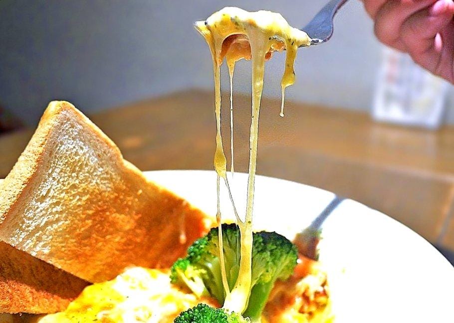 ‖板橋早午餐‖ 夏一棧brunch café 健康營養 #商業特餐.#巨無霸雙層牛肉起司堡 #吃飽又吃巧 #不收服務費!2018歡樂耶誕城 - 第34張圖 ‖板橋早午餐‖ 夏一棧brunch café 健康營養 #商業特餐.#巨無霸雙層牛肉起司堡 #吃飽又吃巧 #不收服務費!2018歡樂耶誕城