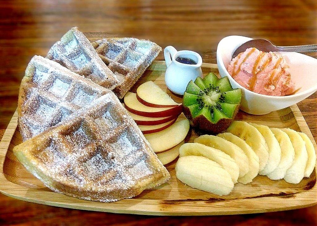 ‖板橋早午餐‖ 夏一棧brunch café 健康營養 #商業特餐.#巨無霸雙層牛肉起司堡 #吃飽又吃巧 #不收服務費!2018歡樂耶誕城 - 第40張圖 ‖板橋早午餐‖ 夏一棧brunch café 健康營養 #商業特餐.#巨無霸雙層牛肉起司堡 #吃飽又吃巧 #不收服務費!2018歡樂耶誕城