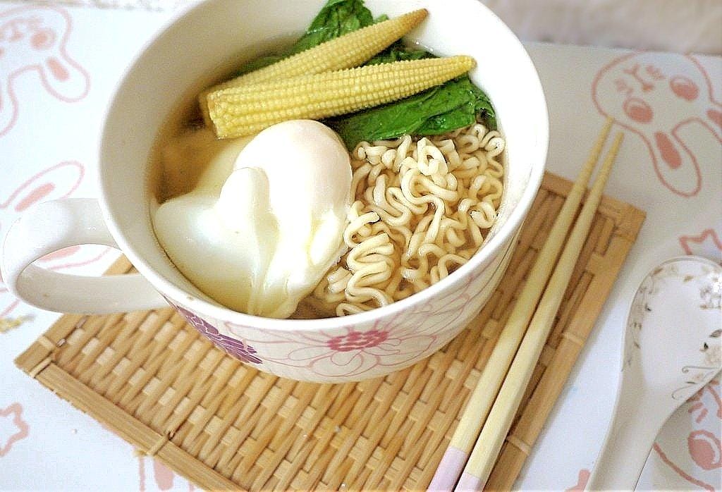 |深夜泡麵|鐵師酒麵 養身藥膳麵&紹興酒泡麵,3分鐘輕鬆上桌~ 以酒入麵,酒香撲鼻而來! - 第16張圖 |深夜泡麵|鐵師酒麵 養身藥膳麵&紹興酒泡麵,3分鐘輕鬆上桌~ 以酒入麵,酒香撲鼻而來!