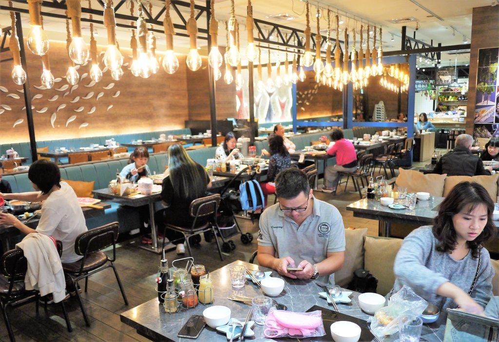 |中永和美食| 八海食潮當代鍋物 金多蝦3人餐 / 8種蝦子堆疊小山 ~ 中和環球購物中心 - 第8張圖 |中永和美食| 八海食潮當代鍋物 金多蝦3人餐 / 8種蝦子堆疊小山 ~ 中和環球購物中心