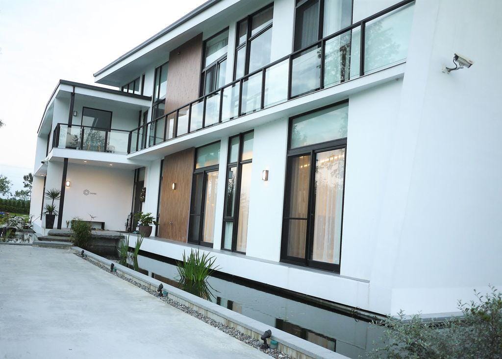 |親子民宿|宜蘭冬山 Aura Villa 悠悅光新樂館 舒適慢活放鬆身心Vivia住宿,動物主題民宿 / 溜滑梯房/超跑車道 - 第7張圖 |親子民宿|宜蘭冬山 Aura Villa 悠悅光新樂館 舒適慢活放鬆身心Vivia住宿,動物主題民宿 / 溜滑梯房/超跑車道
