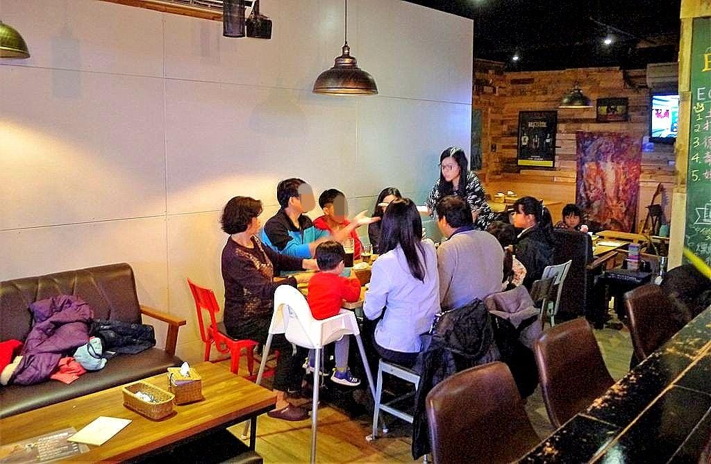 ‖永和pizza餐酒館‖ Echo Bistro 下班小酌好地方~多種口味披薩 / 生啤酒 / 小型音樂聚會 / 活動包場 - 第8張圖 ‖永和pizza餐酒館‖ Echo Bistro 下班小酌好地方~多種口味披薩 / 生啤酒 / 小型音樂聚會 / 活動包場