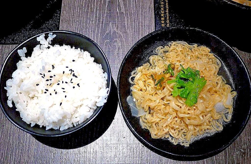 ‖新店火鍋推薦‖ 米塔石頭火鍋 小無敵海陸鍋 經濟又實惠 / 令人好滿足 - 第23張圖 ‖新店火鍋推薦‖ 米塔石頭火鍋 小無敵海陸鍋 經濟又實惠 / 令人好滿足