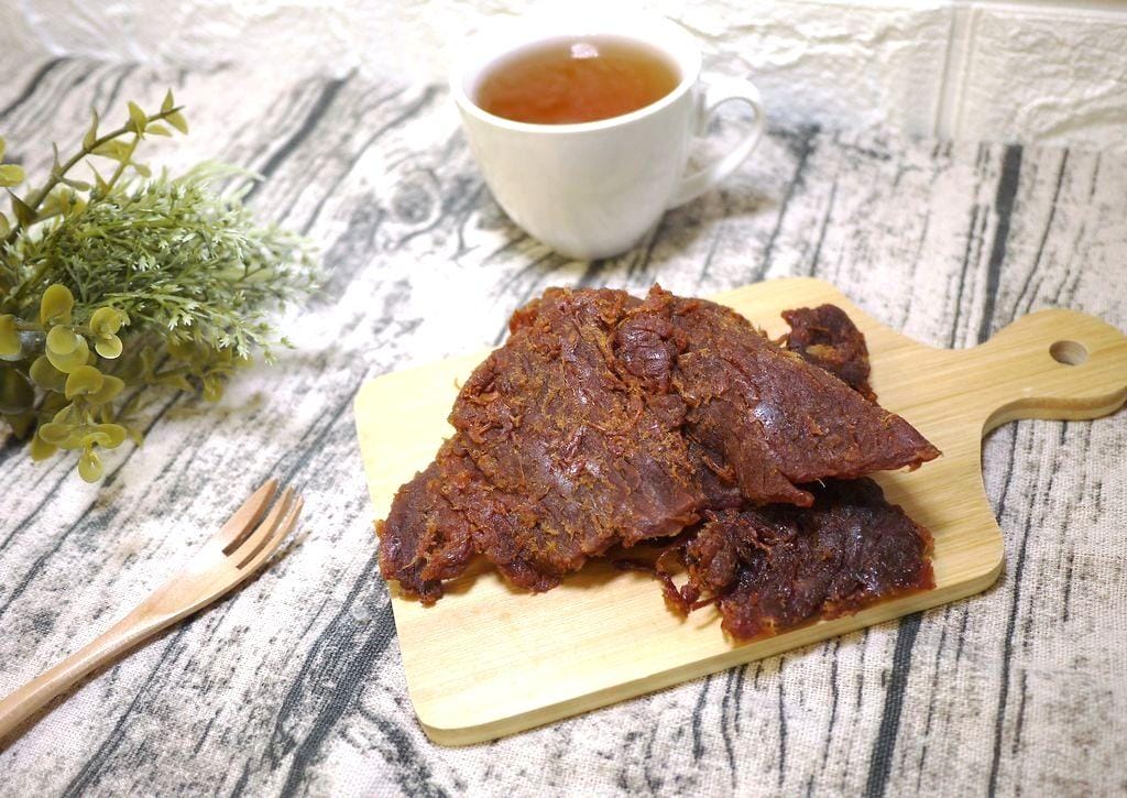 |全家零食.聚會零嘴| 良金牧場 金門高粱牛肉乾,精選牛肉 / 金門特產伴手禮推薦,牛肉老饕的最愛! - 第19張圖 |全家零食.聚會零嘴| 良金牧場 金門高粱牛肉乾,精選牛肉 / 金門特產伴手禮推薦,牛肉老饕的最愛!