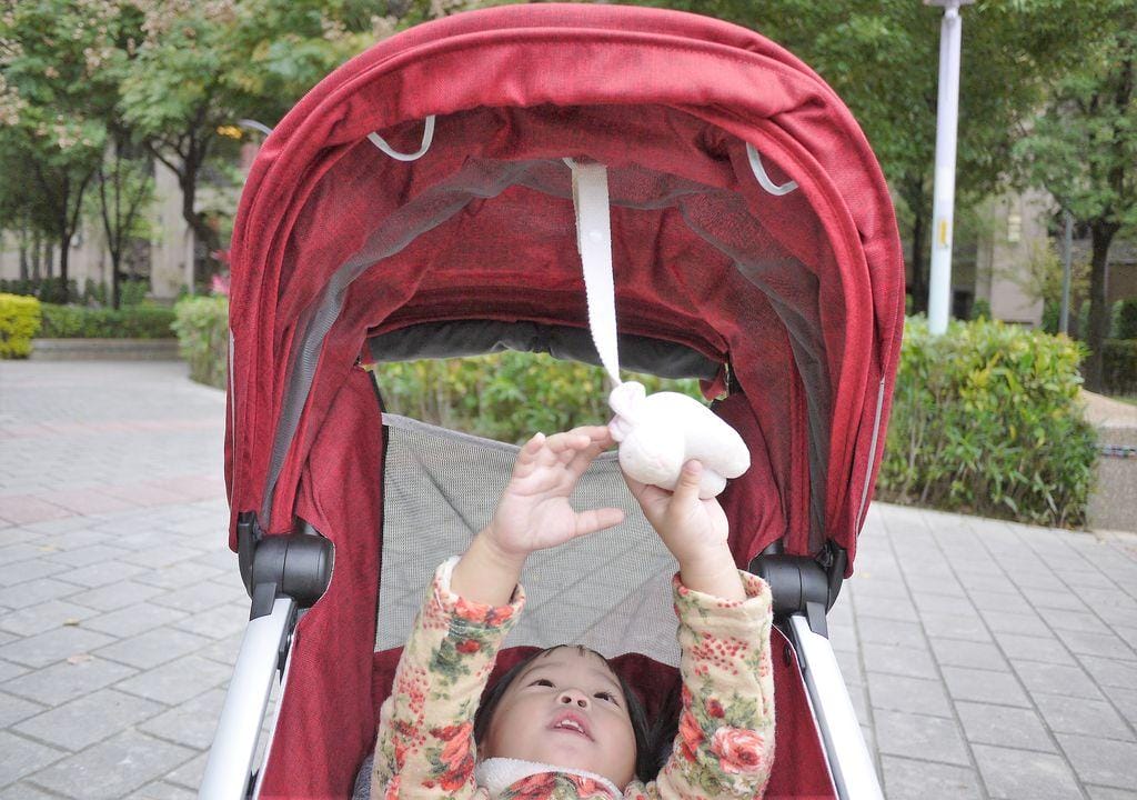 嬰兒推車|CozyArea Cozy玩空間輕便嬰兒推車,好推.秒收.超實用|大空間特殊頂棚設計,享有1年保固/免費整新 - 第40張圖 嬰兒推車|CozyArea Cozy玩空間輕便嬰兒推車,好推.秒收.超實用|大空間特殊頂棚設計,享有1年保固/免費整新
