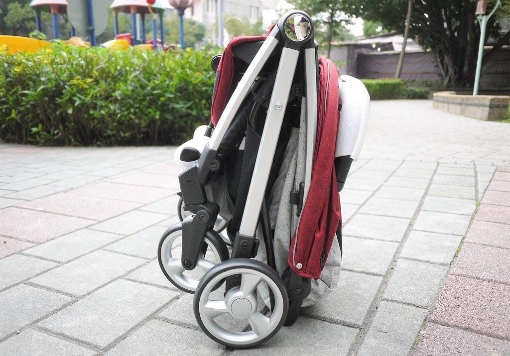 嬰兒推車|CozyArea Cozy玩空間輕便嬰兒推車,好推.秒收.超實用|大空間特殊頂棚設計,享有1年保固/免費整新 - 第4張圖 嬰兒推車|CozyArea Cozy玩空間輕便嬰兒推車,好推.秒收.超實用|大空間特殊頂棚設計,享有1年保固/免費整新