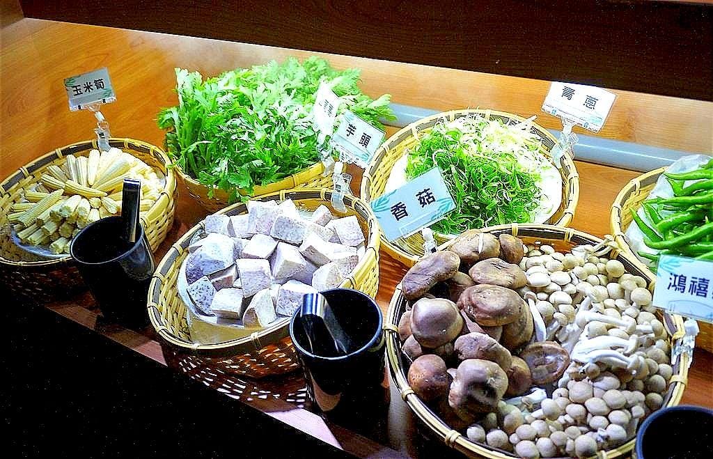 |大直火鍋吃到飽推薦| 金極鮮火鍋 日本A5和牛吃到飽 / 四種價位任你選 - 第10張圖 |大直火鍋吃到飽推薦| 金極鮮火鍋 日本A5和牛吃到飽 / 四種價位任你選
