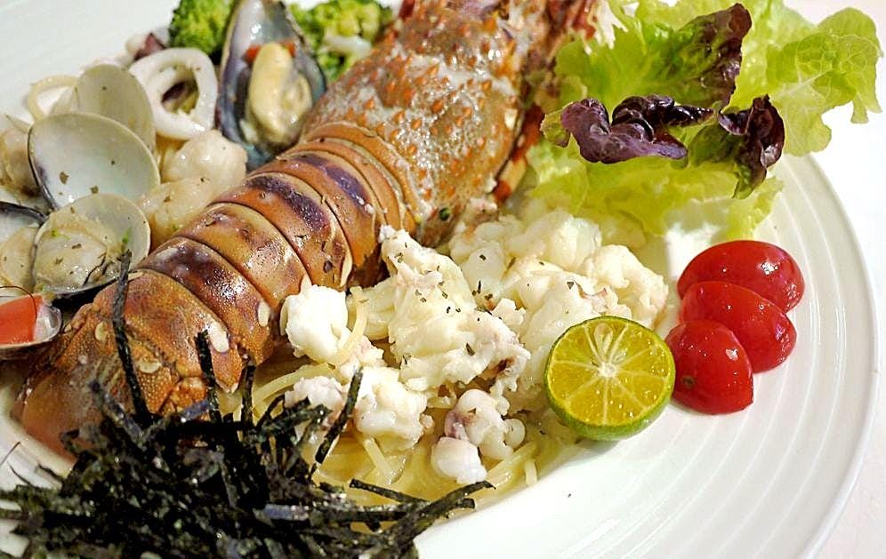 |台北西門町美食|Oyami cafe ★ 龍蝦義大利麵 / 排餐 / 甜蜜下午茶!浪漫童話風格餐廳 - 第49張圖 |台北西門町美食|Oyami cafe ★ 龍蝦義大利麵 / 排餐 / 甜蜜下午茶!浪漫童話風格餐廳