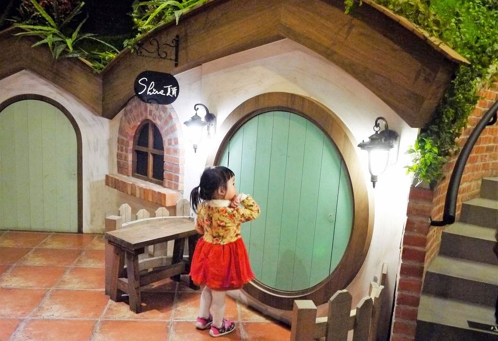 | 台中住宿 | 綠宿行旅 整棟建築採天井自然採光.結合環保與文藝氣息的創意旅館,草悟道微旅行 - 第62張圖 | 台中住宿 | 綠宿行旅 整棟建築採天井自然採光.結合環保與文藝氣息的創意旅館,草悟道微旅行