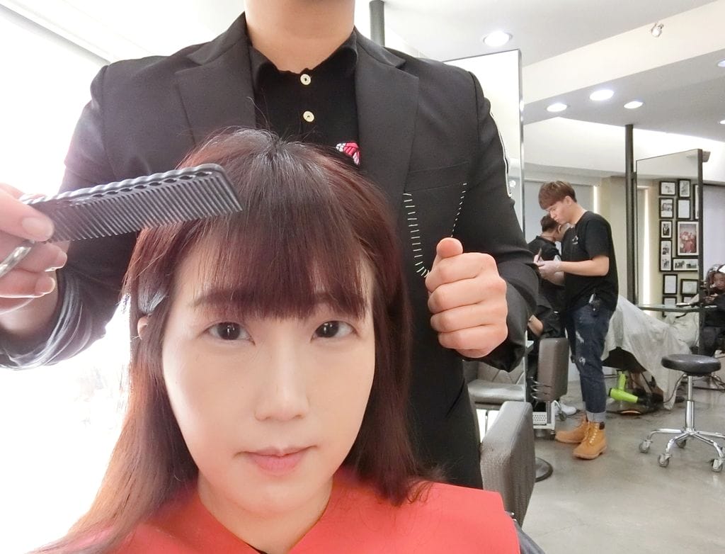 |台北西門町美髮| 台灣台北西門町推薦髮型設計師 設計師BENNY巧手拯救毛躁髮x韓系手棒燙 韓系C型燙 燙後髮質柔順有光澤. 西門捷運站 - 第25張圖 |台北西門町美髮| 台灣台北西門町推薦髮型設計師 設計師BENNY巧手拯救毛躁髮x韓系手棒燙 韓系C型燙 燙後髮質柔順有光澤. 西門捷運站