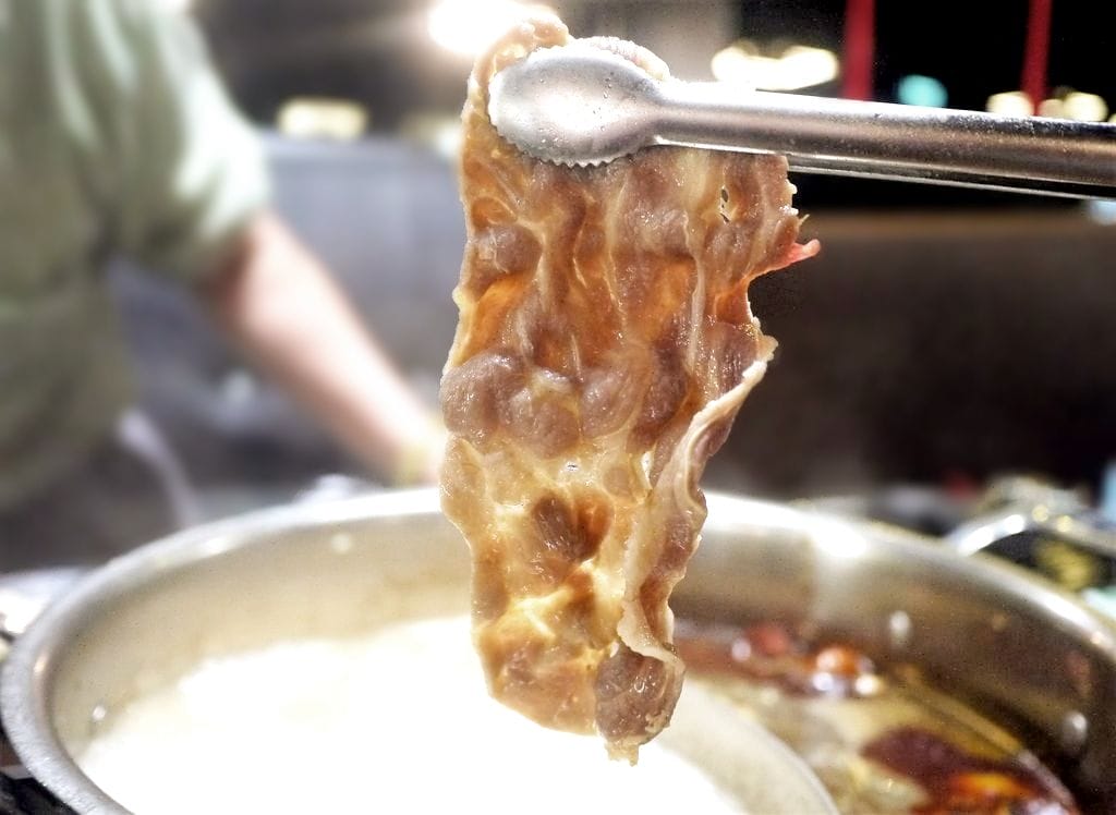 |公館火鍋吃到飽推薦| 鼎豐麻辣鴛鴦火鍋 湯頭數小時熬煮.肉品海鮮經過嚴選~麻辣火鍋吃到飽 - 第29張圖 |公館火鍋吃到飽推薦| 鼎豐麻辣鴛鴦火鍋 湯頭數小時熬煮.肉品海鮮經過嚴選~麻辣火鍋吃到飽