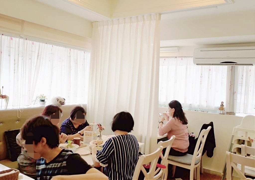 |板橋下午茶|Oyami cafe 義式餐廳 、龍蝦義大利麵、咖啡鬆餅 、網美餐廳、捷運新埔站3號出口步行1分 - 第10張圖 |板橋下午茶|Oyami cafe 義式餐廳 、龍蝦義大利麵、咖啡鬆餅 、網美餐廳、捷運新埔站3號出口步行1分