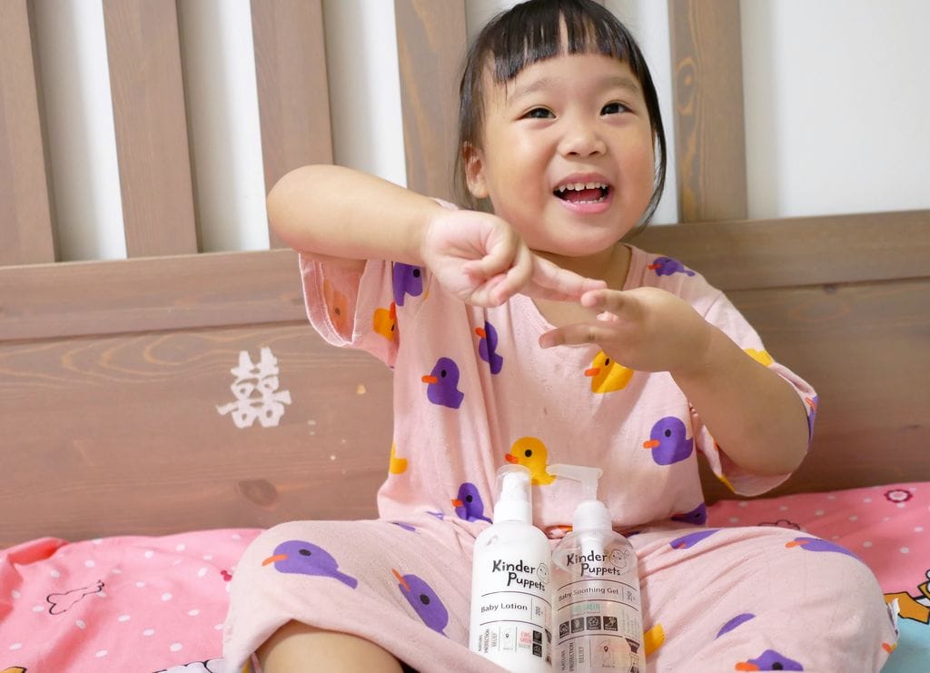 | 育兒 | Kinder Puppets 嬰兒舒緩凝膠 ,嬰兒潤膚乳液,洗髮沐浴二合一凝露,天然成份,全面修護肌膚 - 第29張圖 | 育兒 | Kinder Puppets 嬰兒舒緩凝膠 ,嬰兒潤膚乳液,洗髮沐浴二合一凝露,天然成份,全面修護肌膚