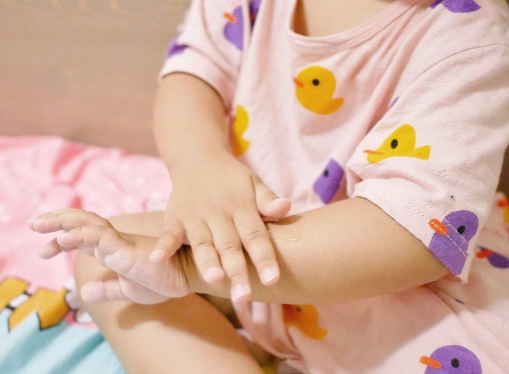 | 育兒 | Kinder Puppets 嬰兒舒緩凝膠 ,嬰兒潤膚乳液,洗髮沐浴二合一凝露,天然成份,全面修護肌膚 - 第25張圖 | 育兒 | Kinder Puppets 嬰兒舒緩凝膠 ,嬰兒潤膚乳液,洗髮沐浴二合一凝露,天然成份,全面修護肌膚