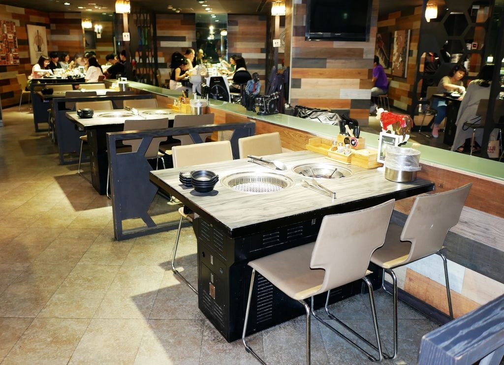 |食記|好客燒烤-台北信義店 海鮮炭火燒肉吃到飽.新鮮食材超滿足.調酒無限暢飲 - 第8張圖 |食記|好客燒烤-台北信義店 海鮮炭火燒肉吃到飽.新鮮食材超滿足.調酒無限暢飲