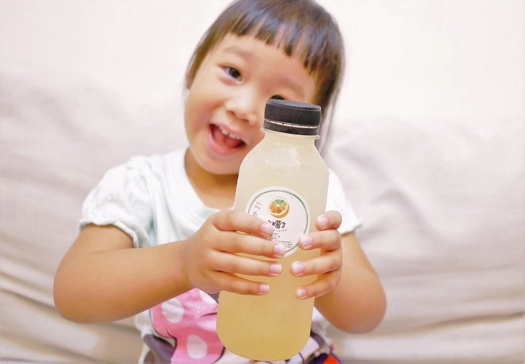 |健康飲品|太檬了 招牌檸檬汁~屏東有機檸檬.堅持手作榨汁.那令人想念的好味道.孩子也愛喝 - 第3張圖 |健康飲品|太檬了 招牌檸檬汁~屏東有機檸檬.堅持手作榨汁.那令人想念的好味道.孩子也愛喝