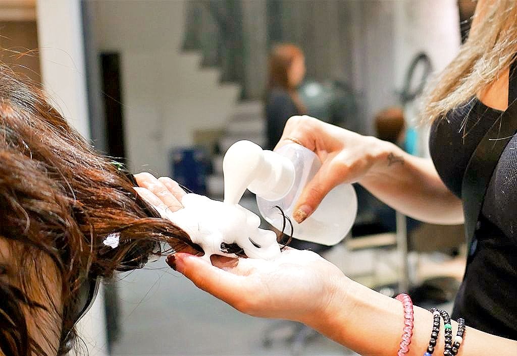 | 臺北中山區髮廊 | FIN Hair Salon.小資女髮型改造.用手繞就很美.設計師eva老師.山區剪燙e染推薦 - 第24張圖 | 臺北中山區髮廊 | FIN Hair Salon.小資女髮型改造.用手繞就很美.設計師eva老師.山區剪燙e染推薦