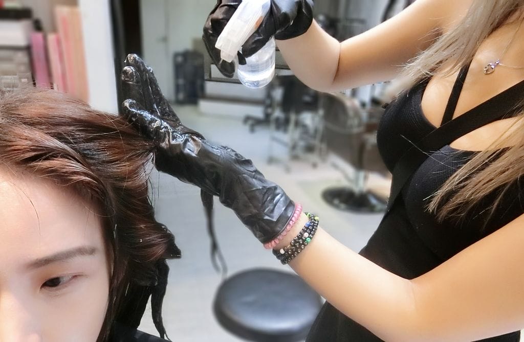 | 臺北中山區髮廊 | FIN Hair Salon.小資女髮型改造.用手繞就很美.設計師eva老師.山區剪燙e染推薦 - 第18張圖 | 臺北中山區髮廊 | FIN Hair Salon.小資女髮型改造.用手繞就很美.設計師eva老師.山區剪燙e染推薦