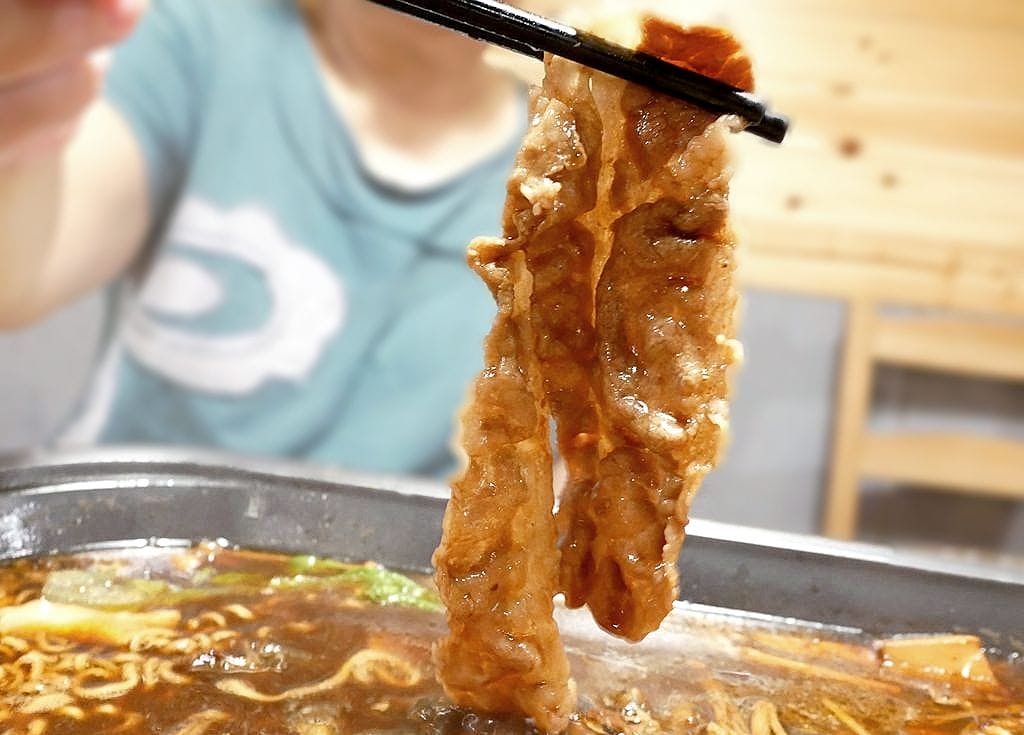| 國父紀念館麻辣鍋 | 滿漢鱸魚-重慶烤魚.一鍋雙饗.聚餐.宵夜新選擇 - 第36張圖 | 國父紀念館麻辣鍋 | 滿漢鱸魚-重慶烤魚.一鍋雙饗.聚餐.宵夜新選擇