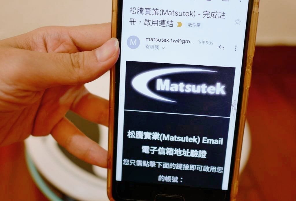 ｜居家打掃小幫手｜淨Jing A6+ 智慧掃地吸塵機器人．預約清掃好方便．防卡脫困聰明設計．家事交給它