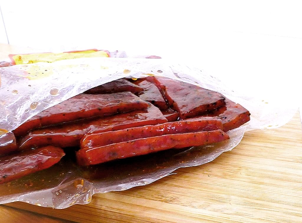 |超人氣團購美食|新家香 Traditional Food 60年老字號 .厚切肉乾.脆片肉紙.大人小孩都愛.年節送禮好選擇 - 第9張圖 |超人氣團購美食|新家香 Traditional Food 60年老字號 .厚切肉乾.脆片肉紙.大人小孩都愛.年節送禮好選擇