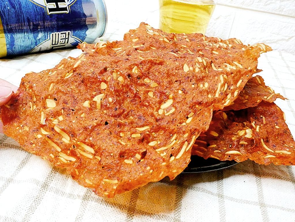 |超人氣團購美食|新家香 Traditional Food 60年老字號 .厚切肉乾.脆片肉紙.大人小孩都愛.年節送禮好選擇 - 第33張圖 |超人氣團購美食|新家香 Traditional Food 60年老字號 .厚切肉乾.脆片肉紙.大人小孩都愛.年節送禮好選擇