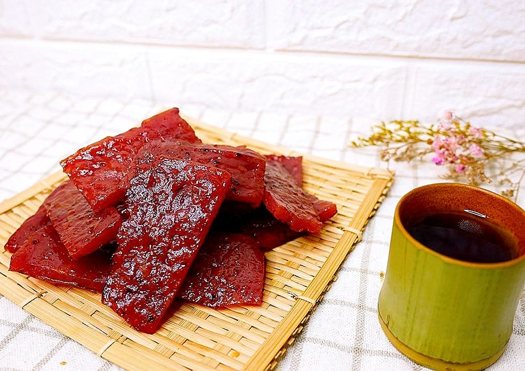 |超人氣團購美食|新家香 Traditional Food 60年老字號 .厚切肉乾.脆片肉紙.大人小孩都愛.年節送禮好選擇 - 第3張圖 |超人氣團購美食|新家香 Traditional Food 60年老字號 .厚切肉乾.脆片肉紙.大人小孩都愛.年節送禮好選擇