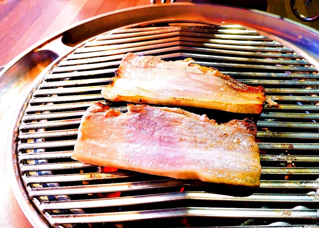 |西門町韓式烤肉|肉倉韓式烤肉.大口吃肉不傷荷包.燒烤吃到飽推薦! - 第33張圖 |西門町韓式烤肉|肉倉韓式烤肉.大口吃肉不傷荷包.燒烤吃到飽推薦!