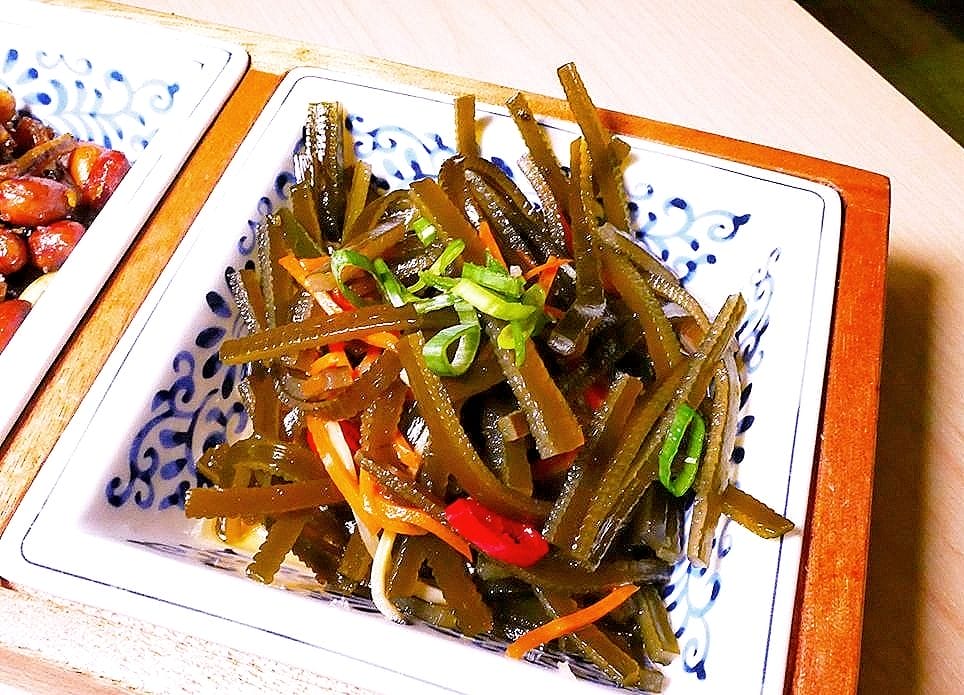 | 板橋美食 | 呷麵呷麵平價麵舖－板橋店．餐點選擇多．銅板價餐廳享受