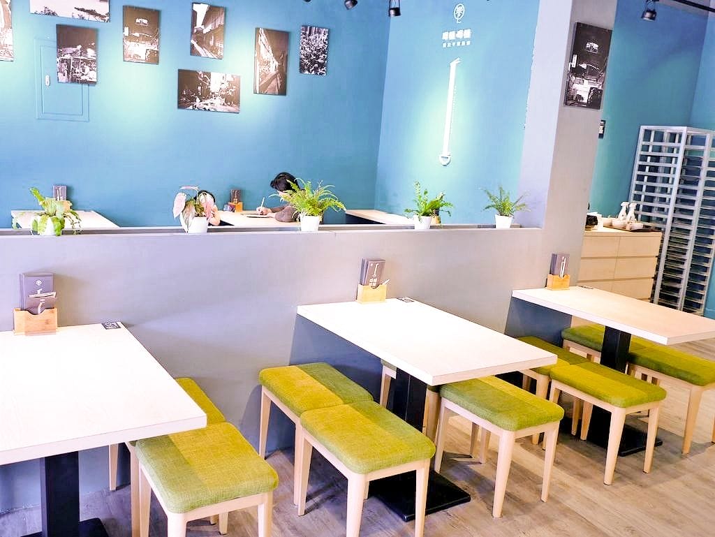 | 板橋美食 | 呷麵呷麵平價麵舖－板橋店．餐點選擇多．銅板價餐廳享受