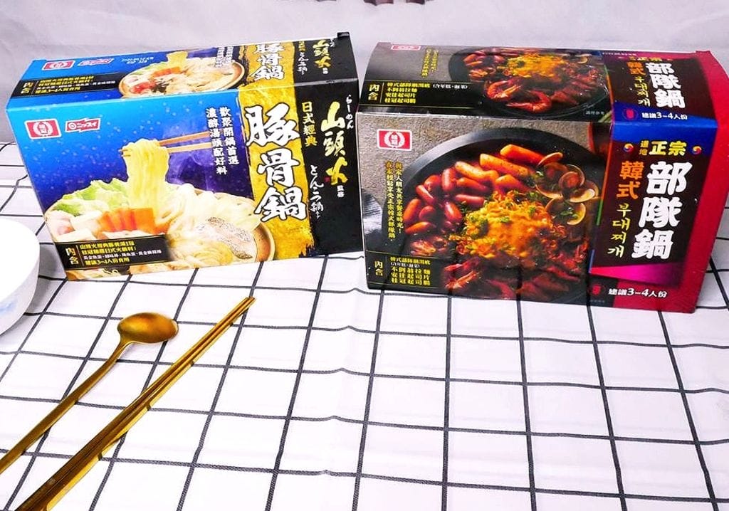 | 火鍋Party| 桂冠 正宗韓式部隊鍋.山頭火日式經典豚骨鍋.冷冷的冬天在家吃火鍋 - 第3張圖 | 火鍋Party| 桂冠 正宗韓式部隊鍋.山頭火日式經典豚骨鍋.冷冷的冬天在家吃火鍋